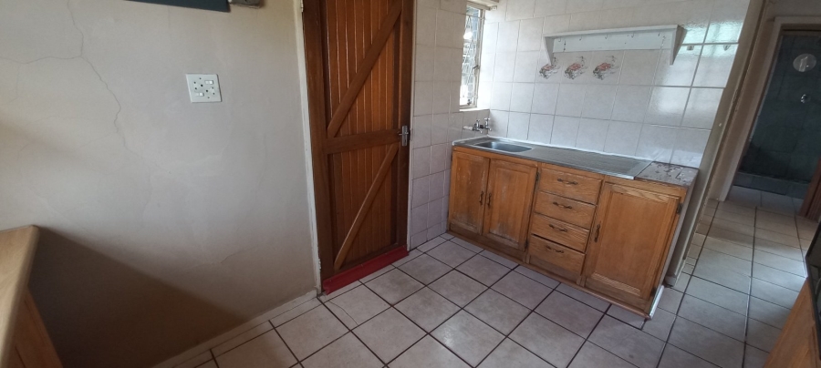 To Let 3 Bedroom Property for Rent in Staffords Hill Free State